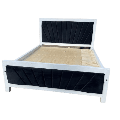 Black & White Mocket Bed